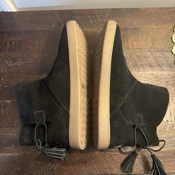 Koolaburra by Ugg Skyller Boots‎ Womens 8 Black Suede Tassel Ankle Moccasin Flat - Picture 6 of 9